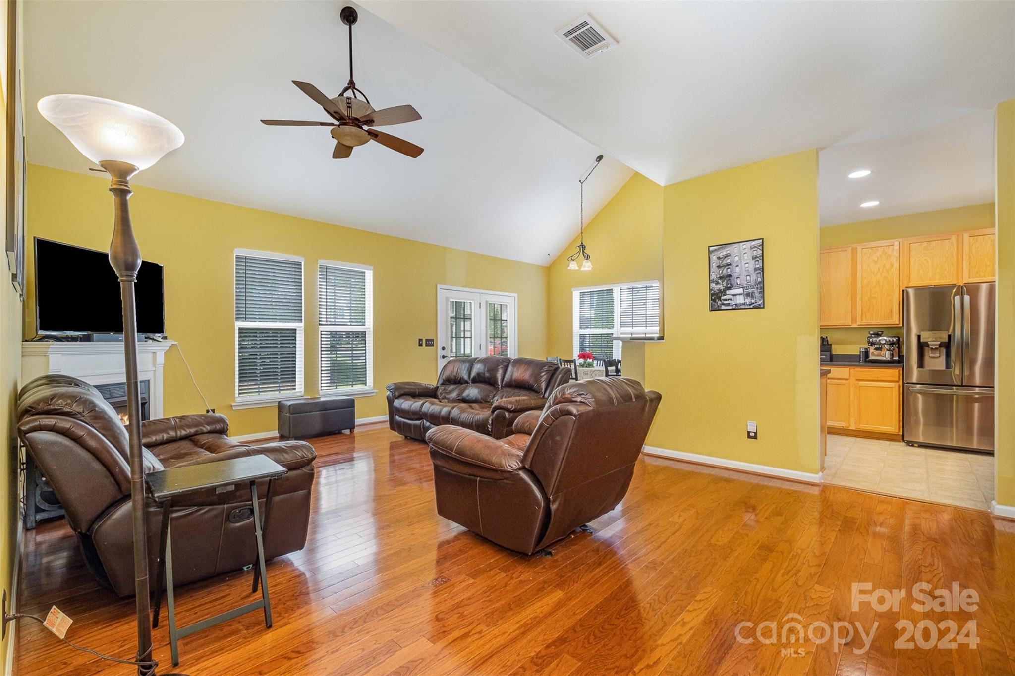 Old Stone Crossing - Residential