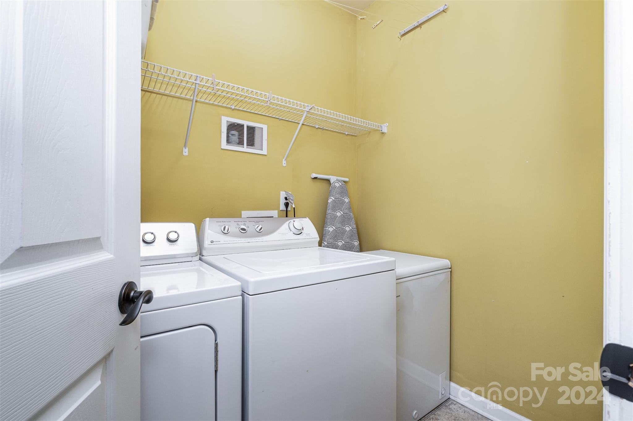 Old Stone Crossing - Residential