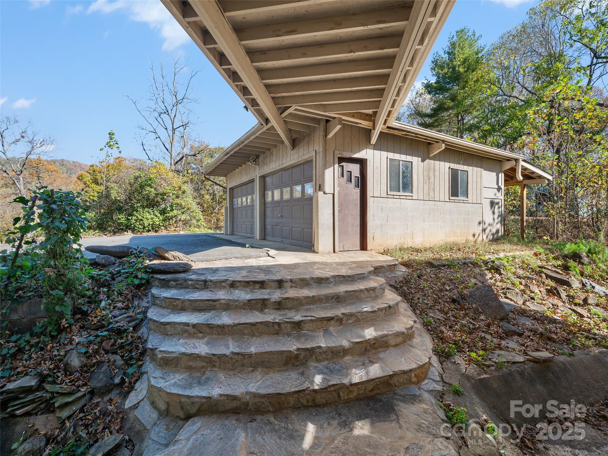 19 Old Patton Hill Road