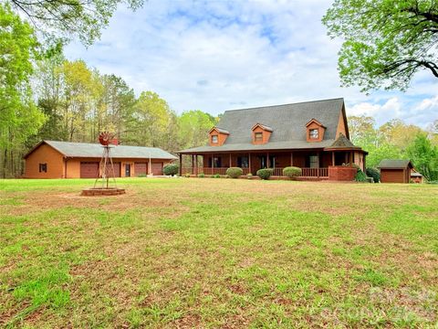 Photo of 529 Langley Road, Lancaster, SC 29720 (MLS # 4364115)