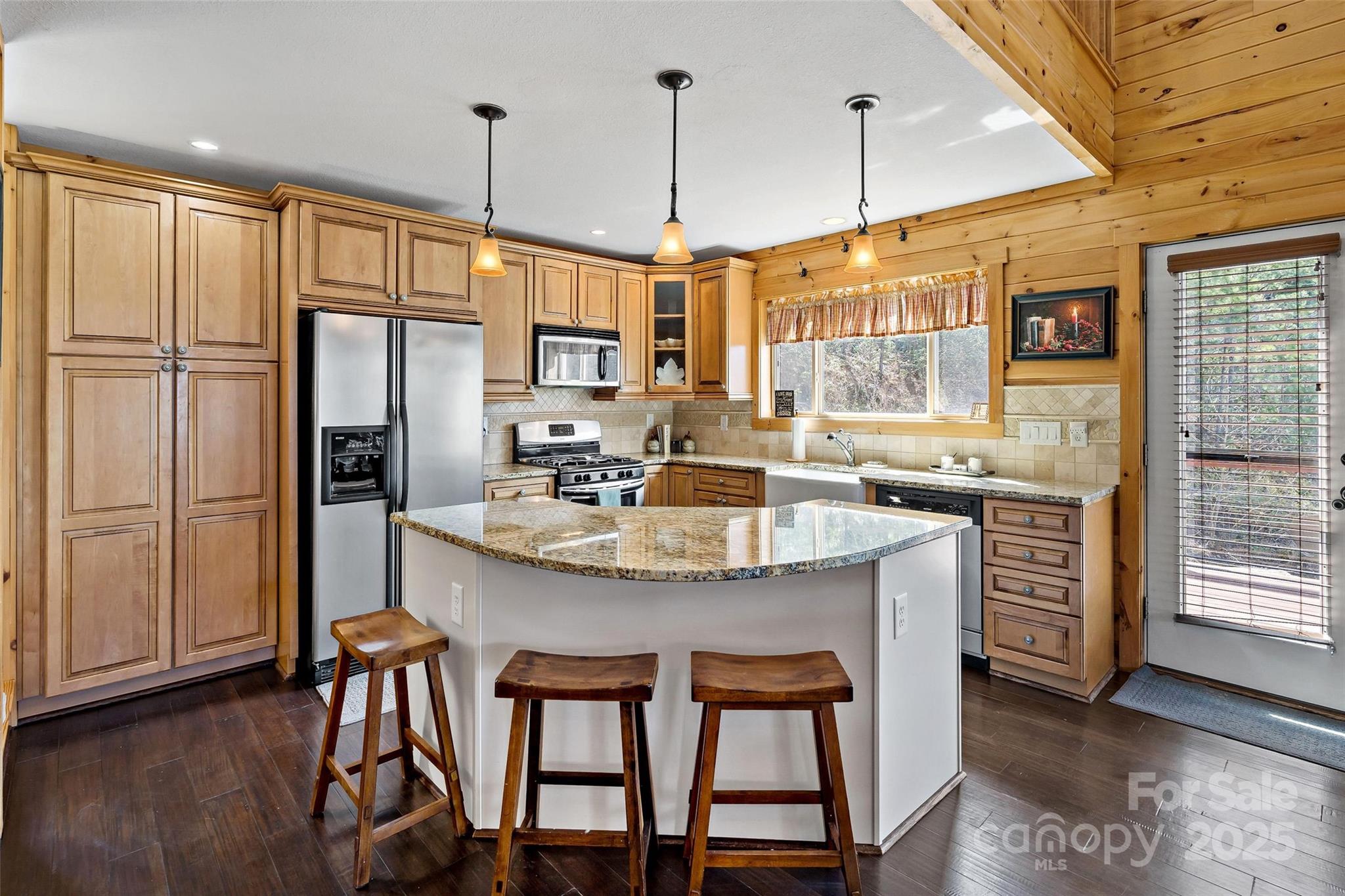 1140 Linville Drive
