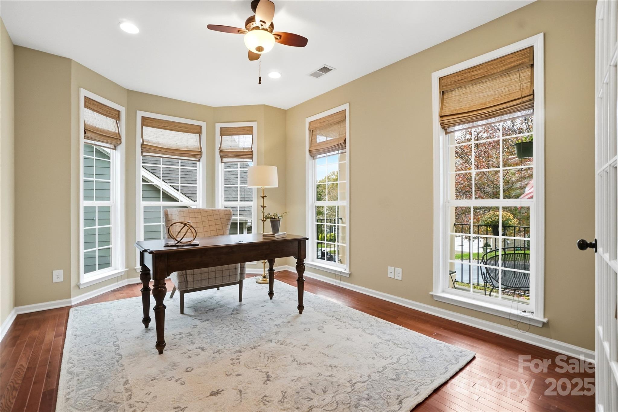 1376 Winged Foot Drive