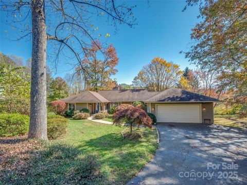 510 E Crooked Creek Lane Hendersonville NC 28739