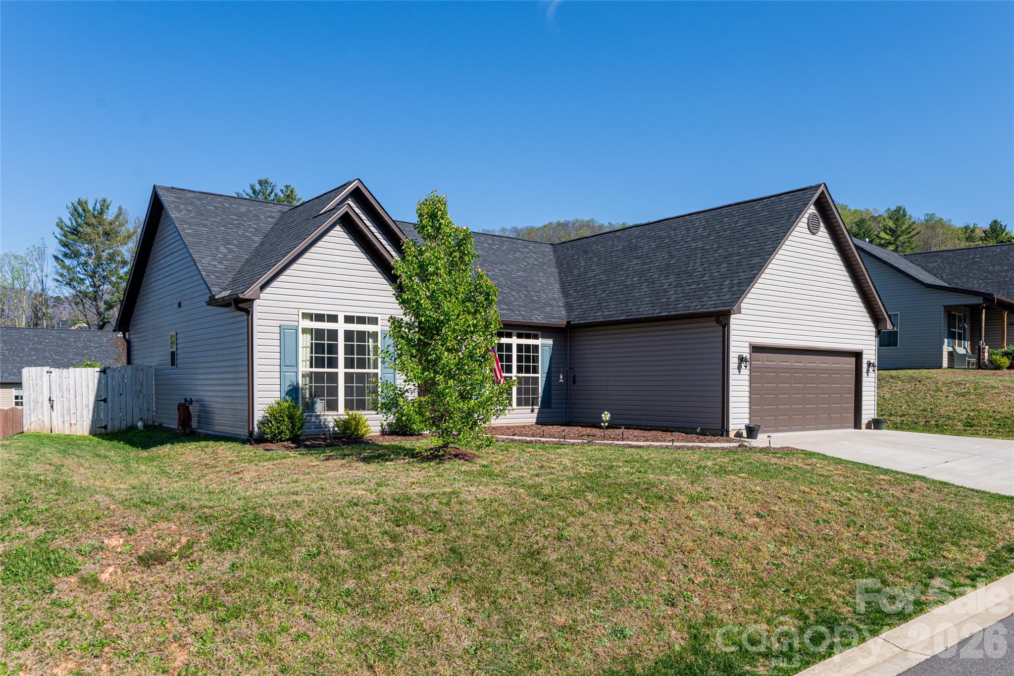 Maple Trace - Residential