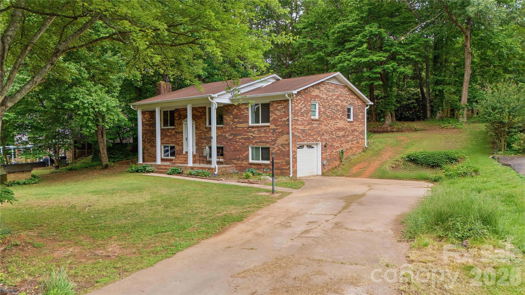 Country Valley - Residential