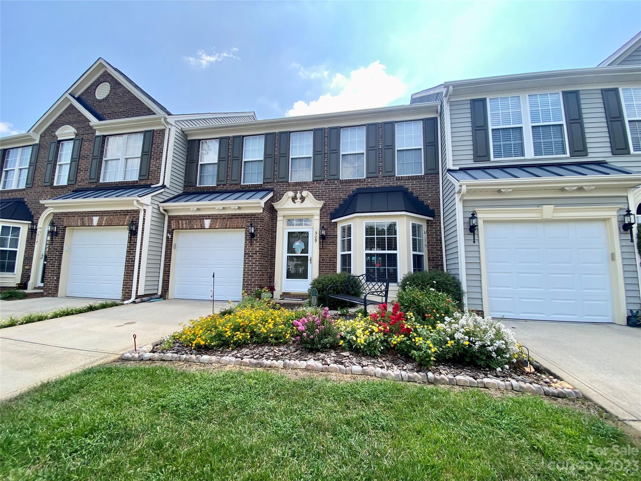 Sunset Point Townhomes - Residential