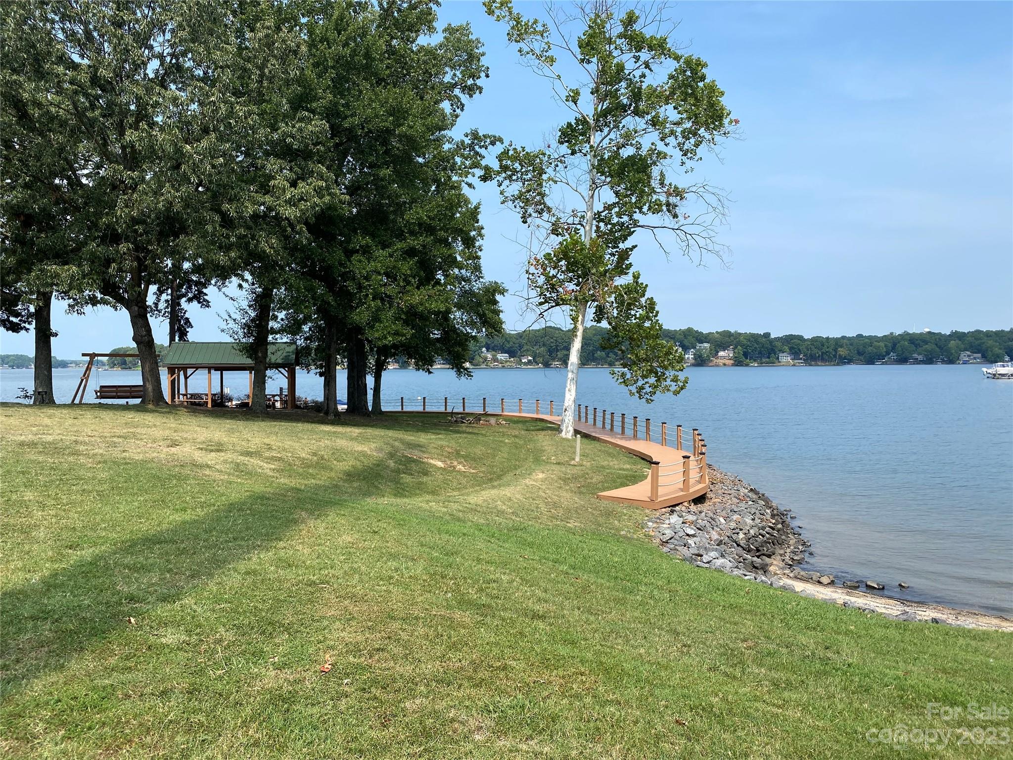 Sunset Point Townhomes - Residential