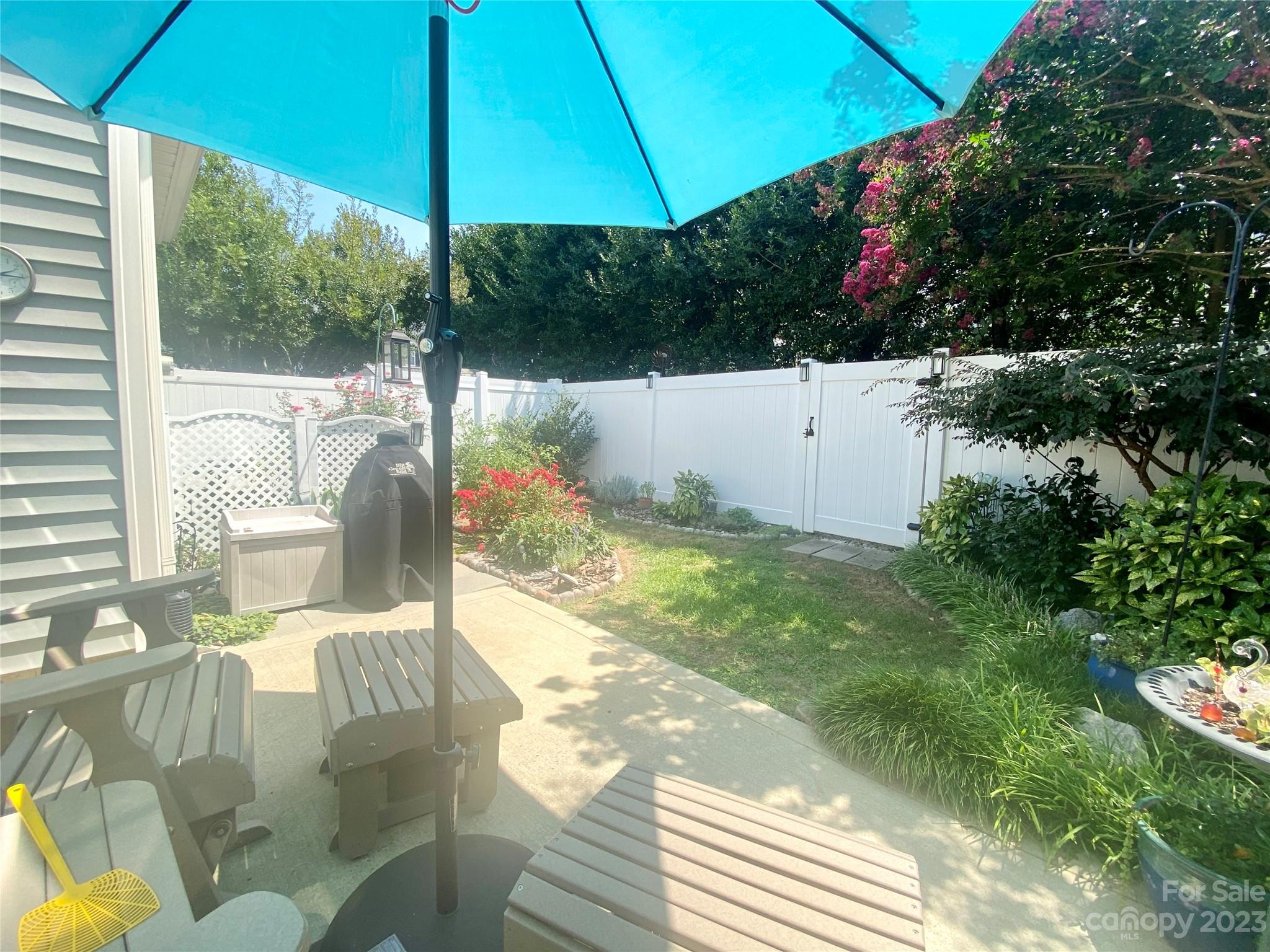 Sunset Point Townhomes - Residential