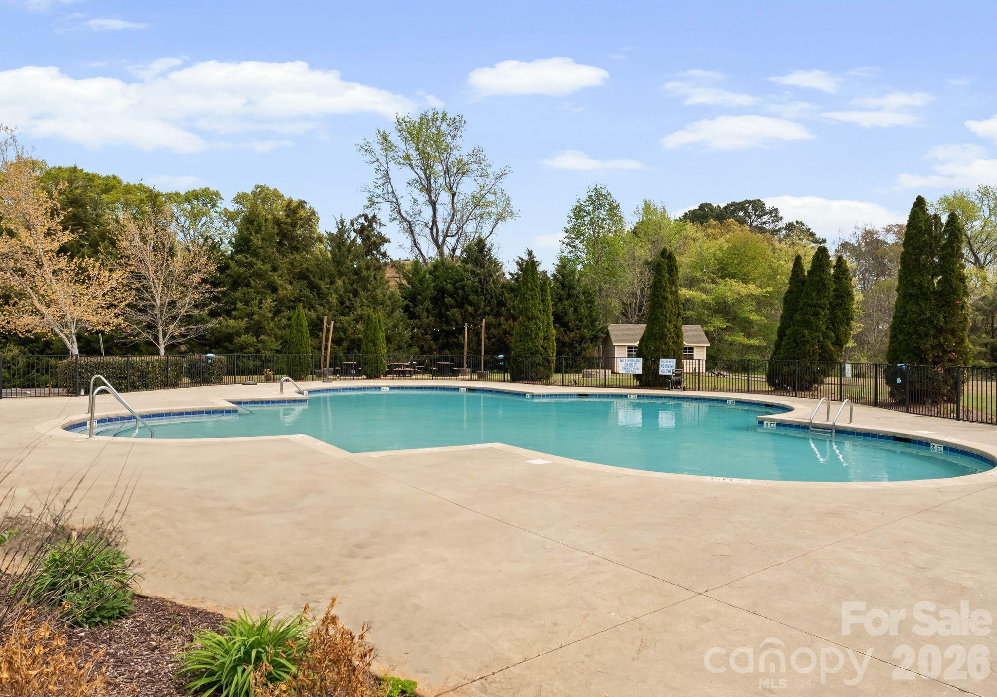 Shelly Woods - Residential