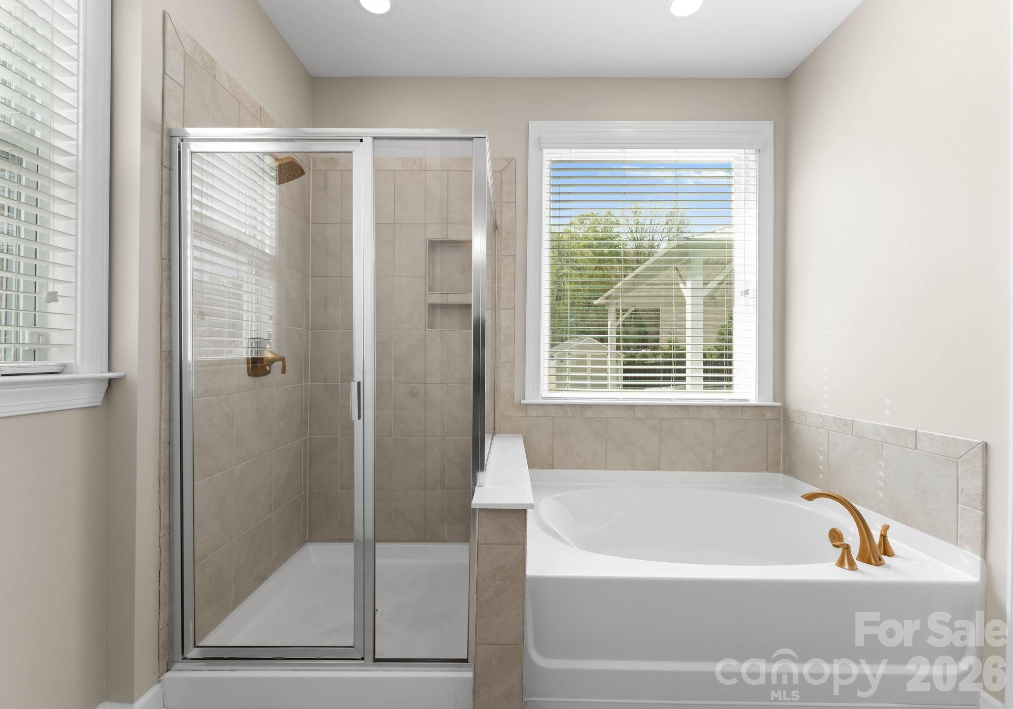 Shelly Woods - Residential