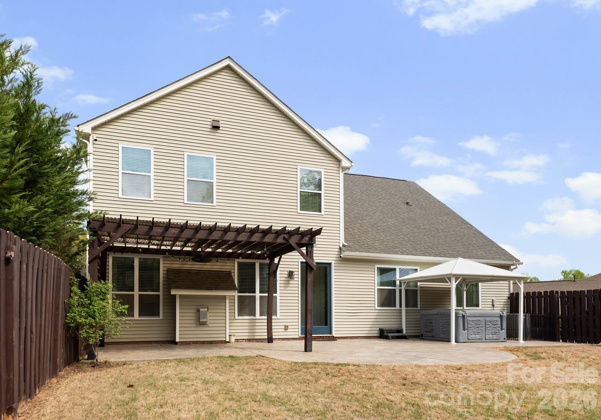 Shelly Woods - Residential