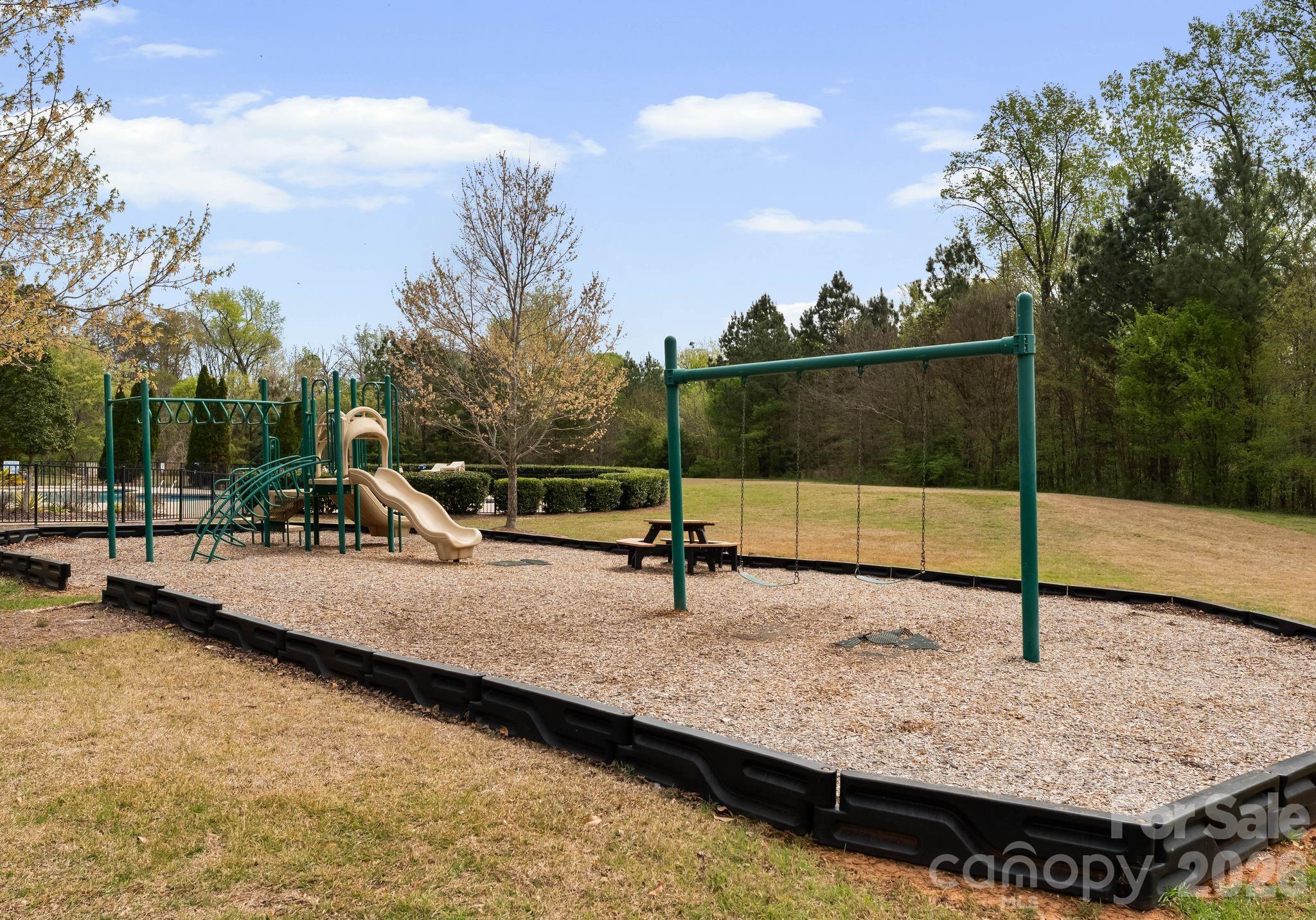 Shelly Woods - Residential