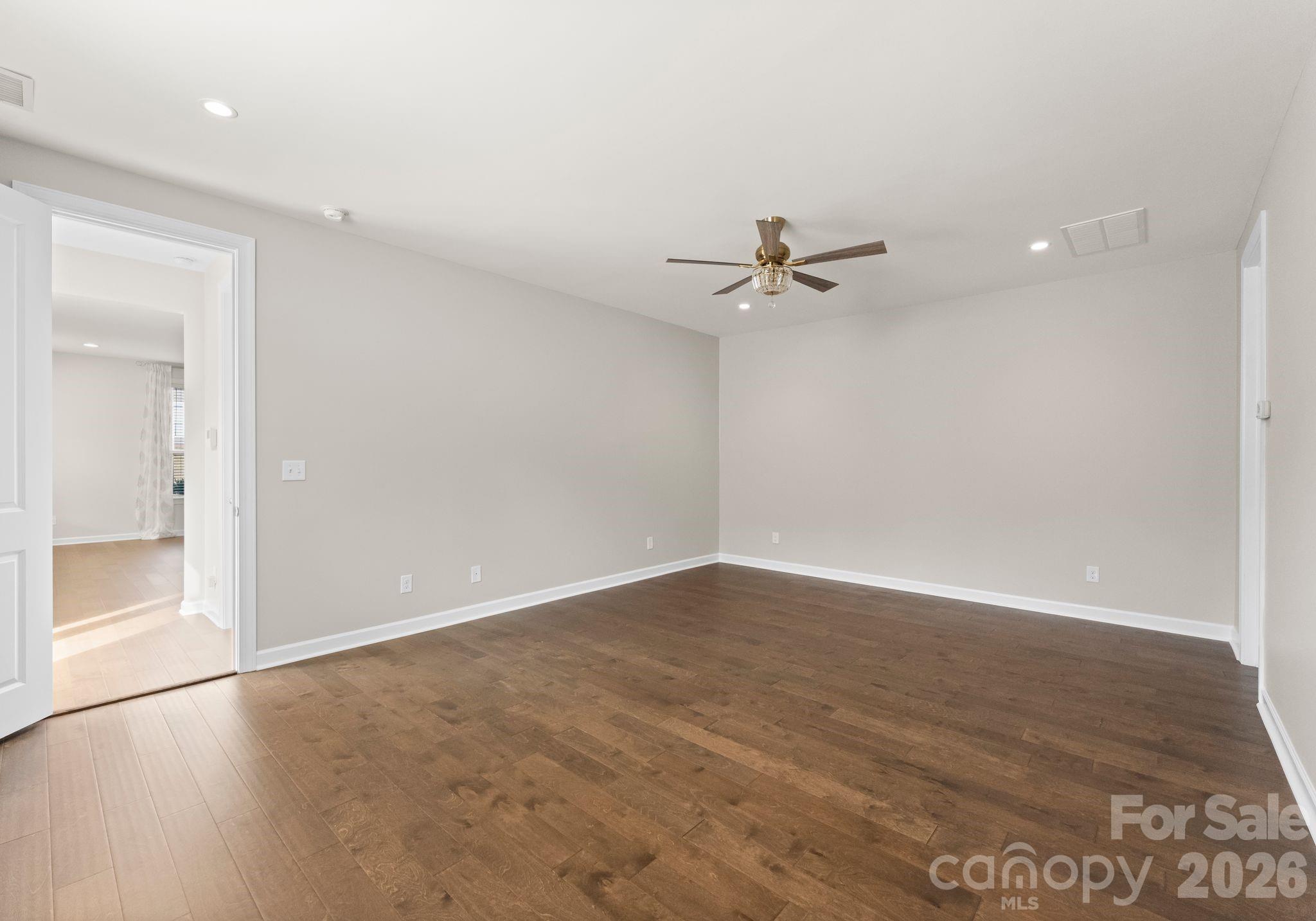 Shelly Woods - Residential