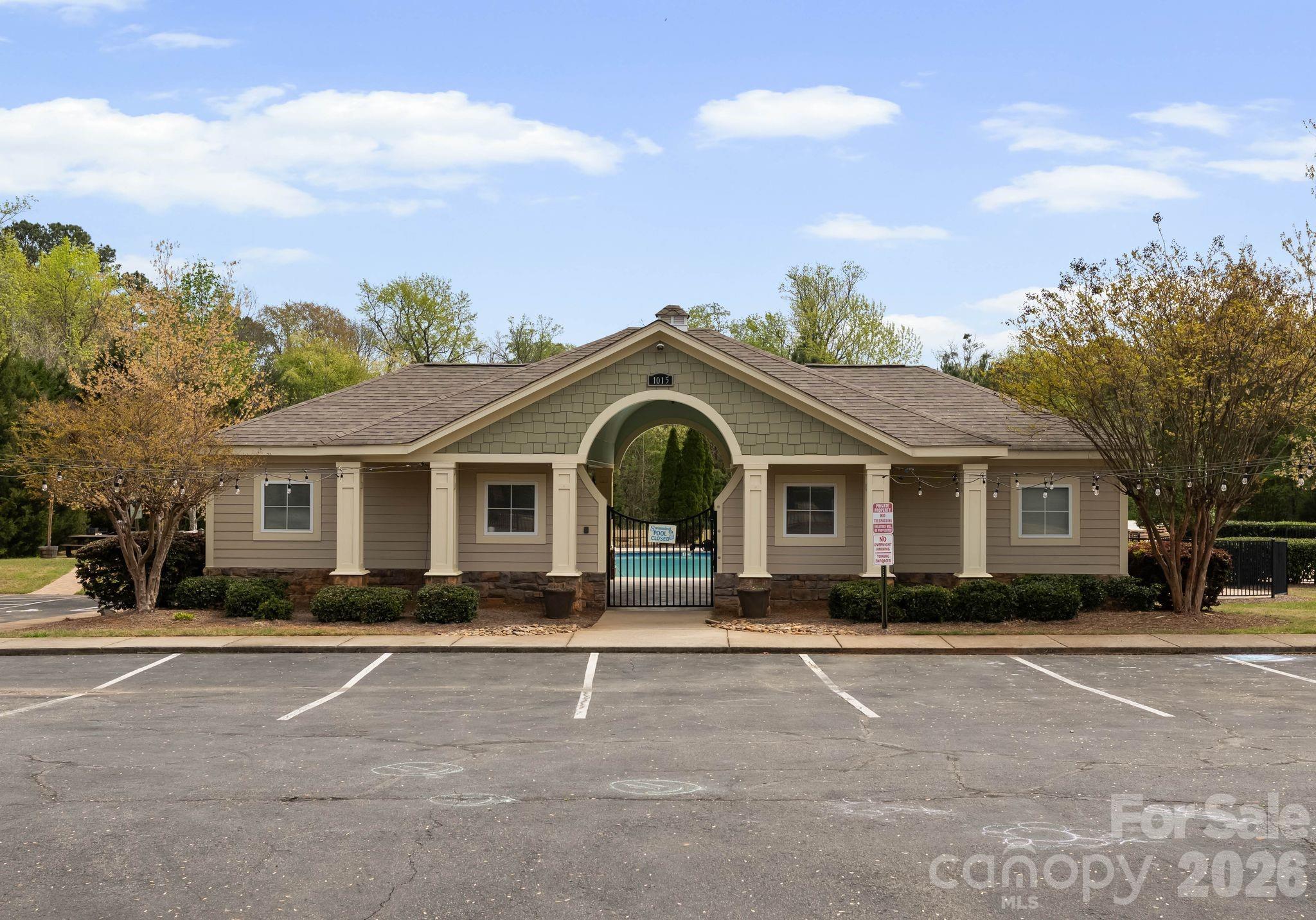 Shelly Woods - Residential