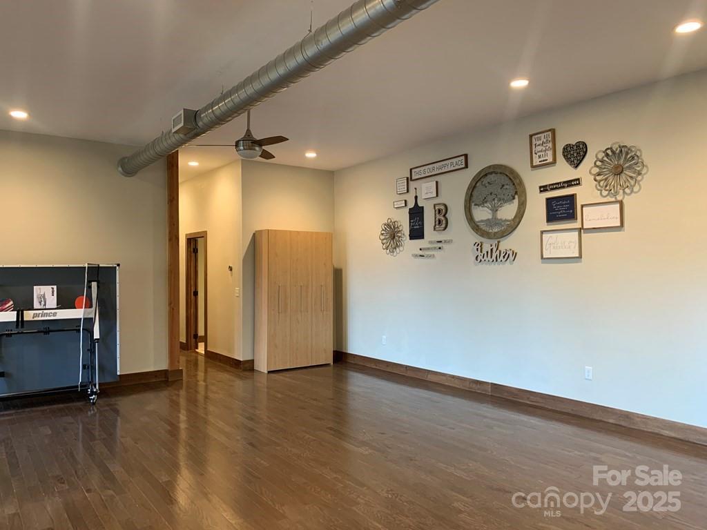 Bryson City, North Carolina 28713, United States, 4 Bedrooms Bedrooms, ,4 BathroomsBathrooms,Residential,Under Contract,103300