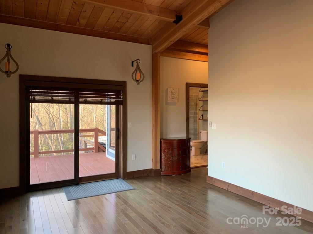 Bryson City, North Carolina 28713, United States, 4 Bedrooms Bedrooms, ,4 BathroomsBathrooms,Residential,Under Contract,103300