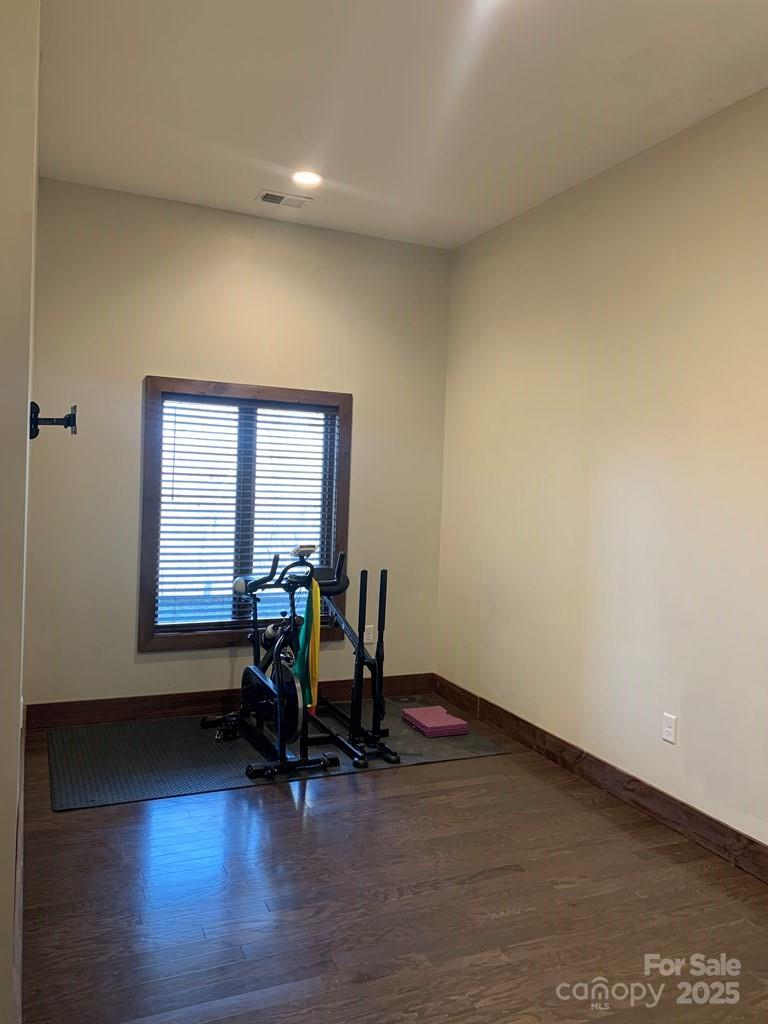 Bryson City, North Carolina 28713, United States, 4 Bedrooms Bedrooms, ,4 BathroomsBathrooms,Residential,Under Contract,103300