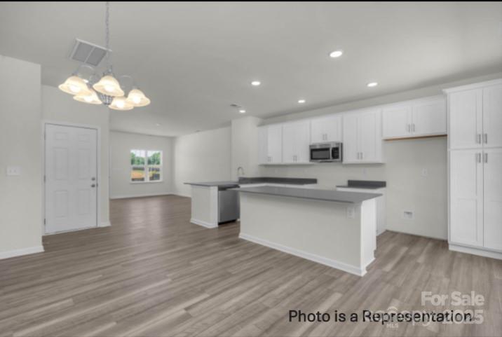 4139 Mt. Mitchell Avenue 503