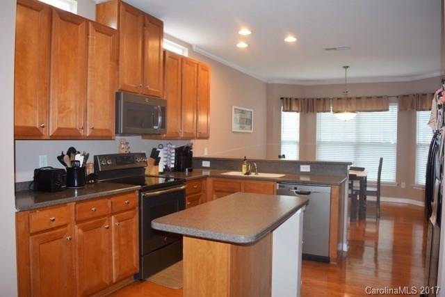 Ridge Pointe - Residential