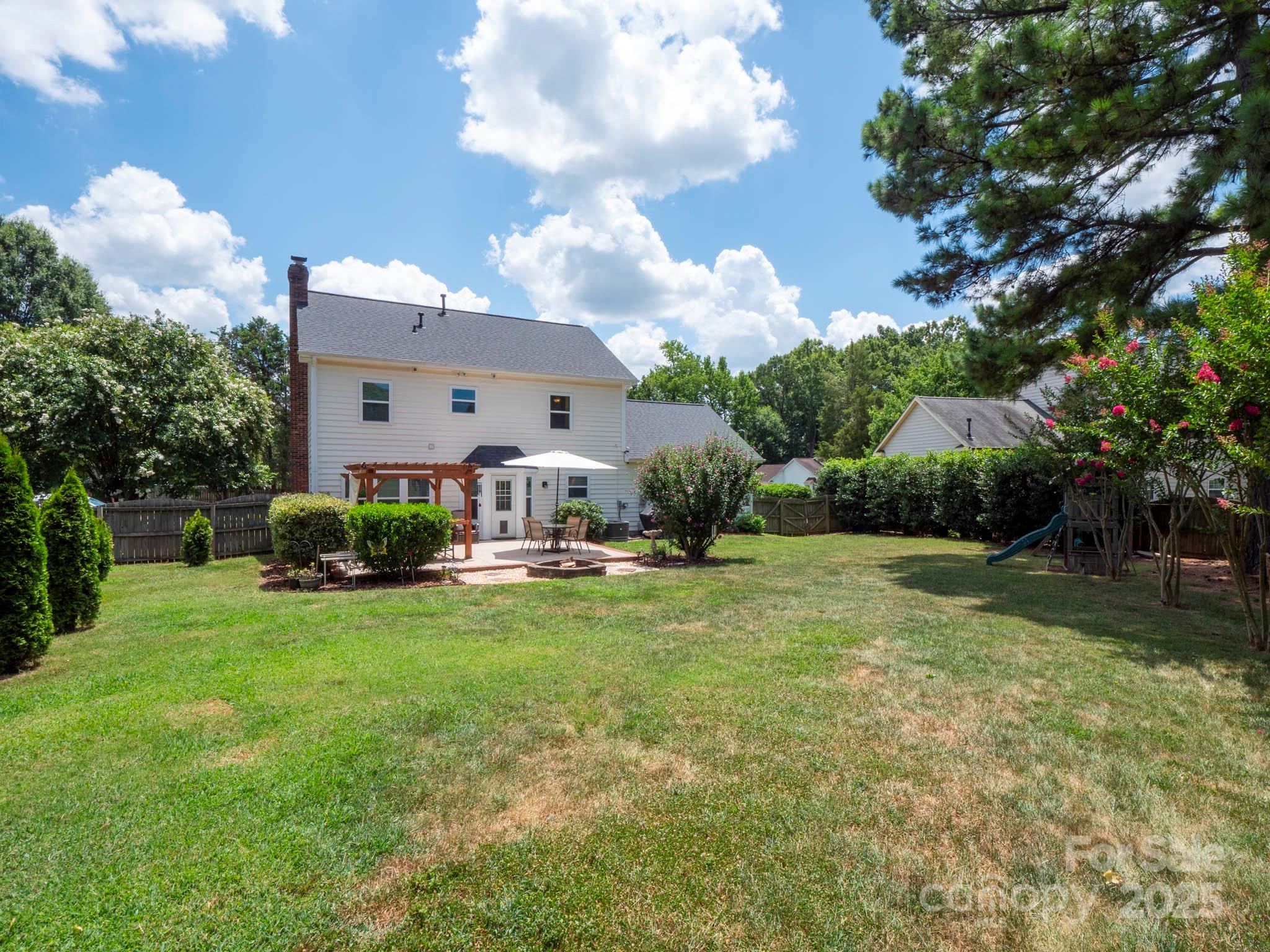 7601 Claiborne Woods Road