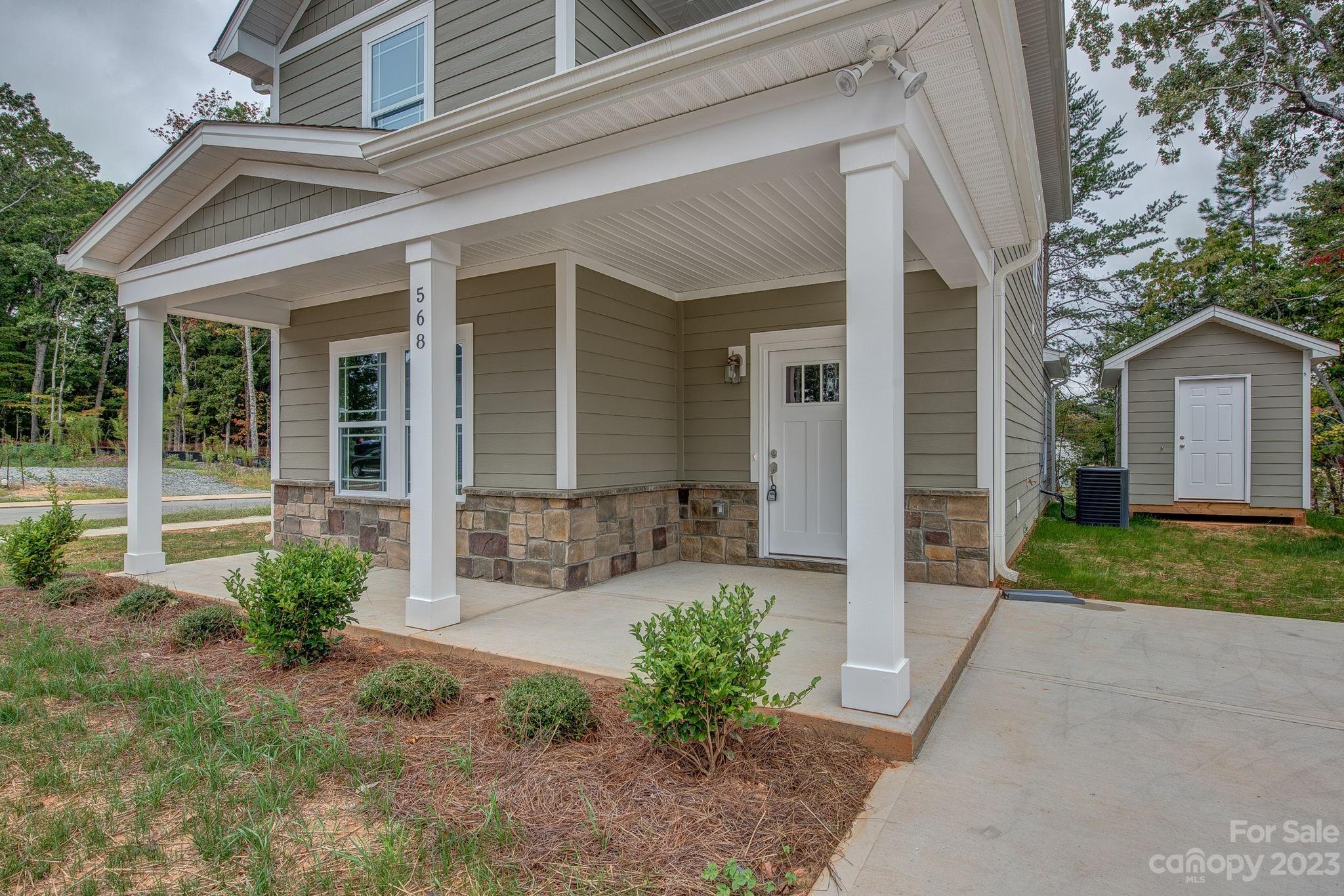 Dixon Village - Residential