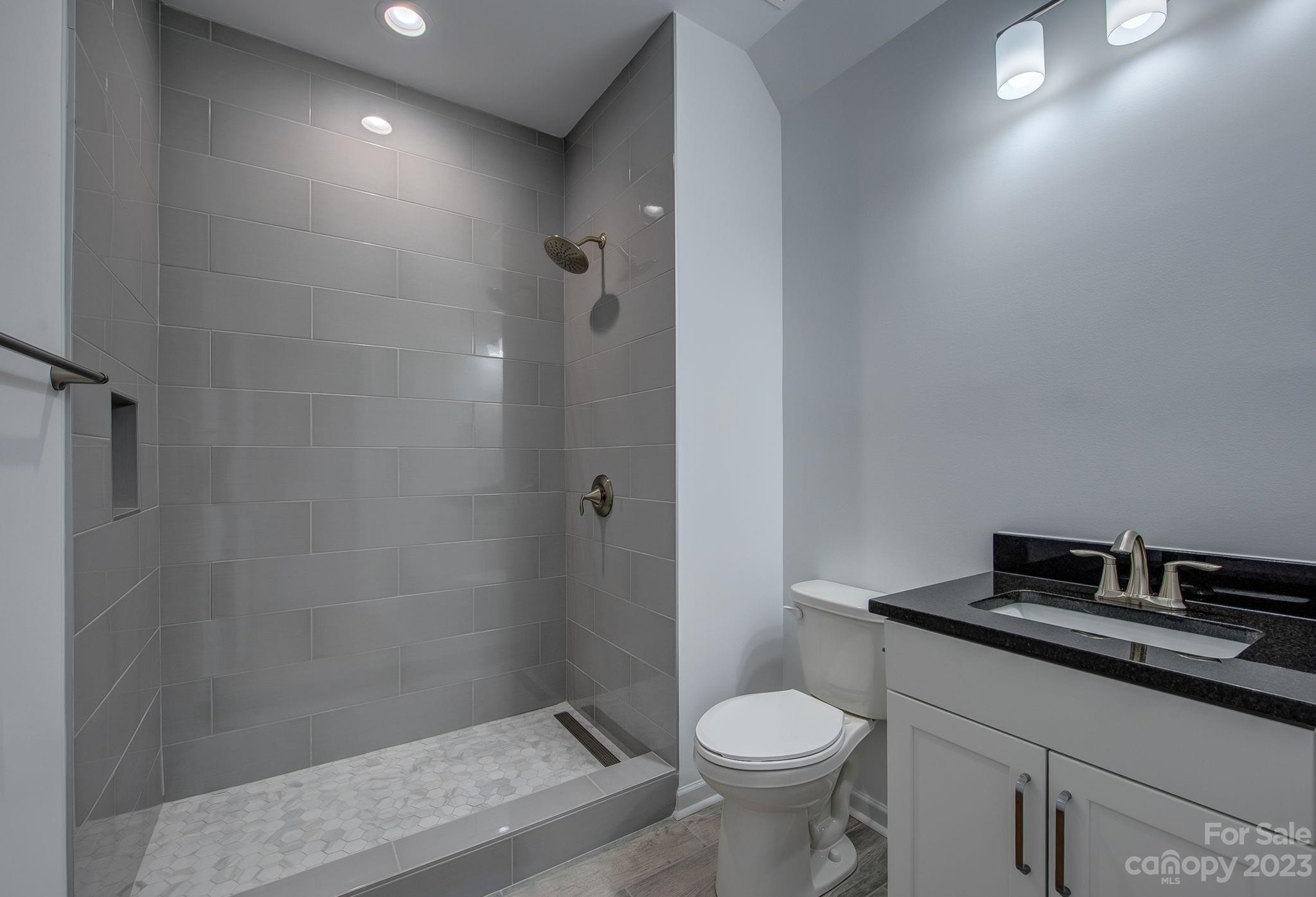 Dixon Village - Residential