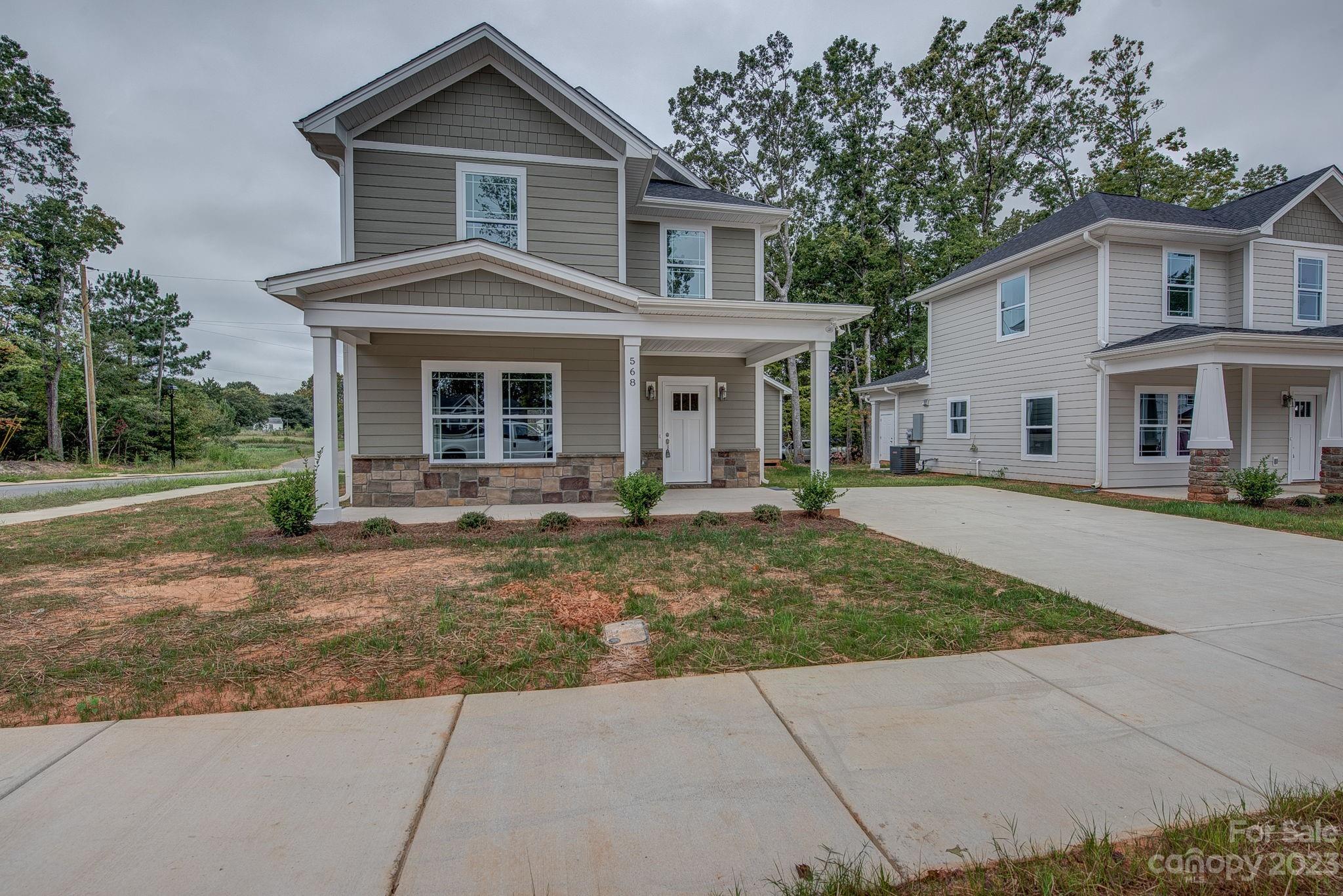 Dixon Village - Residential