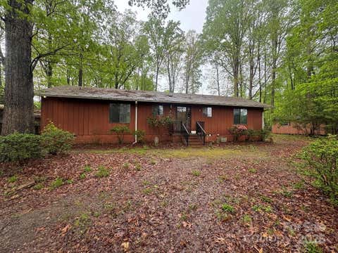 Photo for 5950 Lake Wylie Road