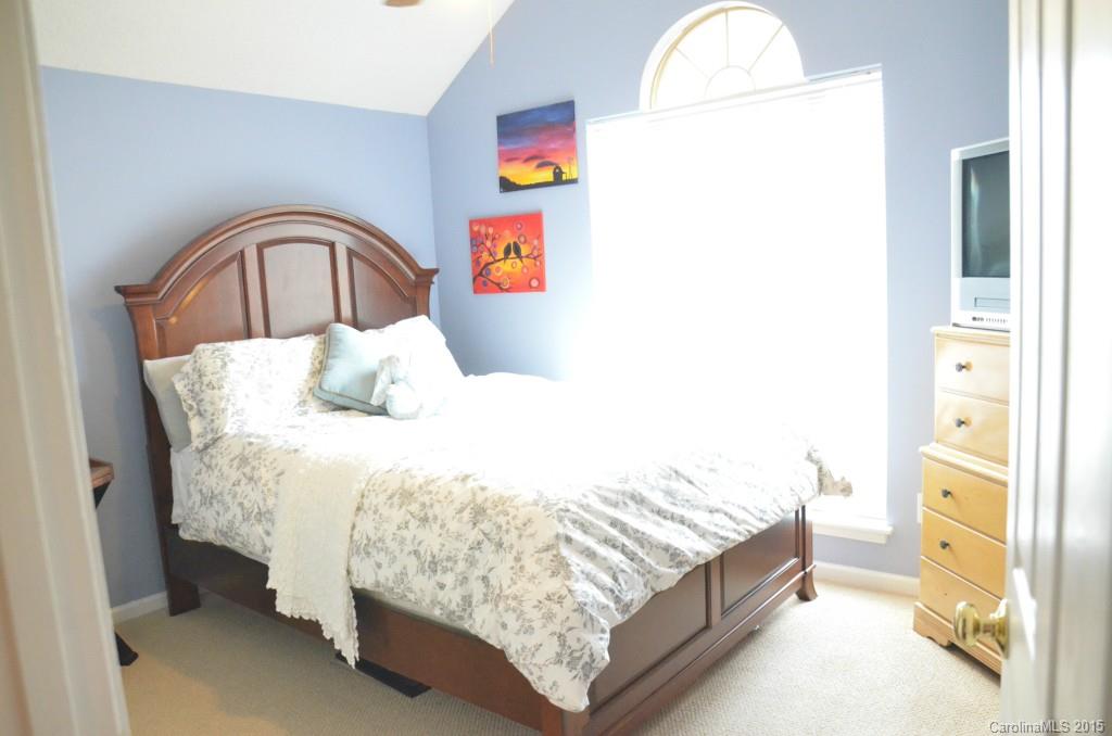 Ridge Crossing - Residential