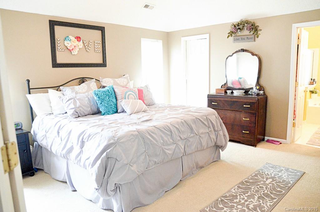 Ridge Crossing - Residential