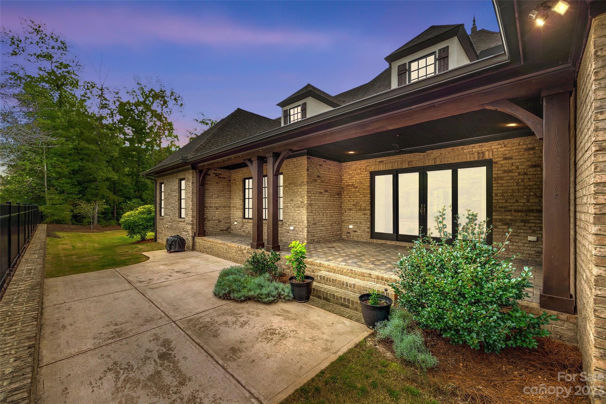 Longbrooke - Residential