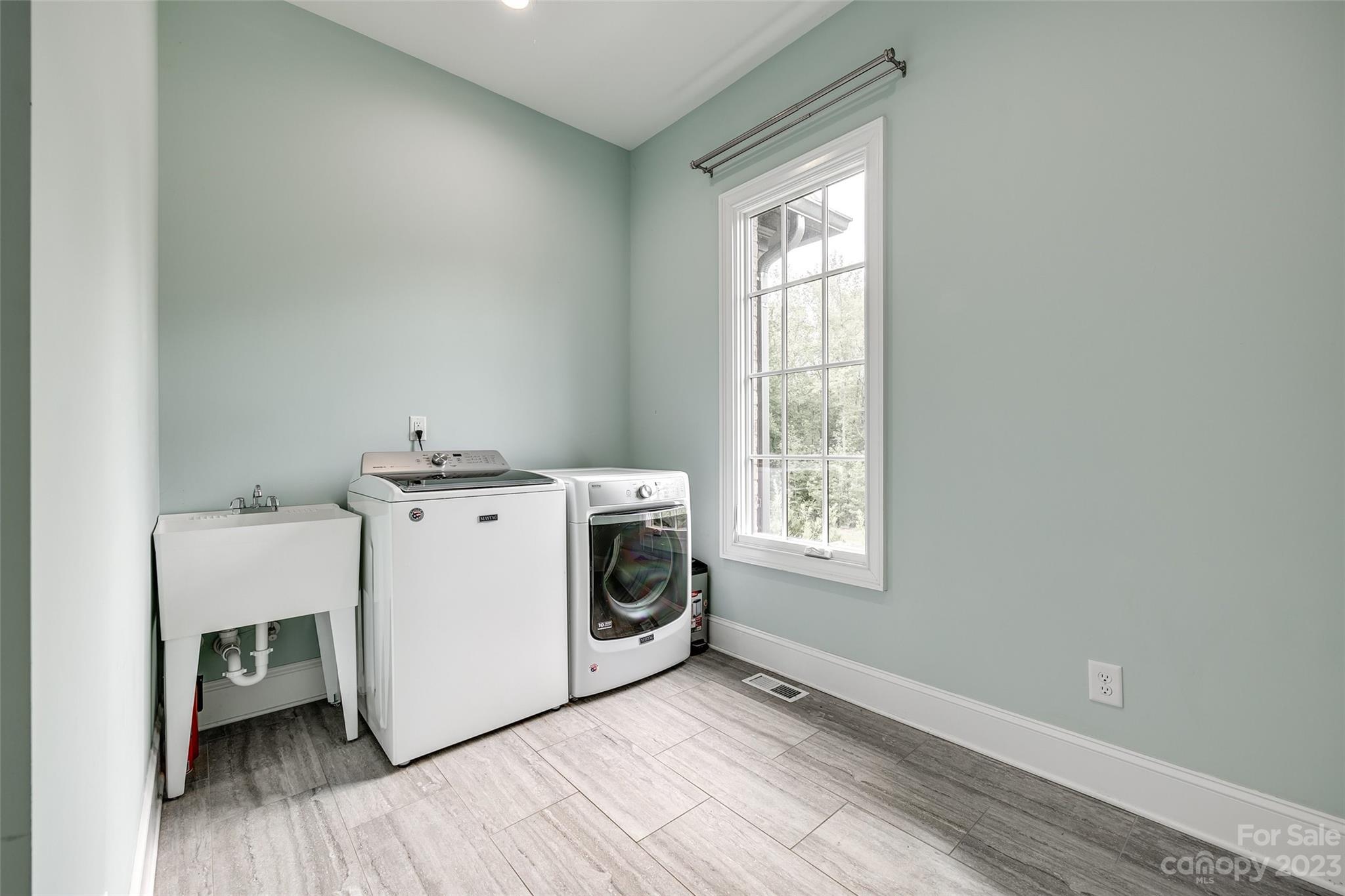 Longbrooke - Residential