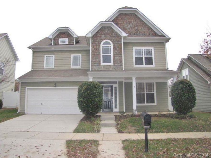 January pro-rated rent and February rent are FREE with move-in by 1/30/15 and a 15-24 month lease! Home near Lake Norman and desirable schools features wood floors, crown molding, wainscoting, archway details, new SS appliances. Stunning entry opens to formal dining. Kitchen w/pantry flows into breakfast and family room w/fireplace. French doors open to master retreat w/tray ceiling, walk-in closet, bath w/tub, shower, linen closet, private water closet. Dual sink vanities in both full baths.