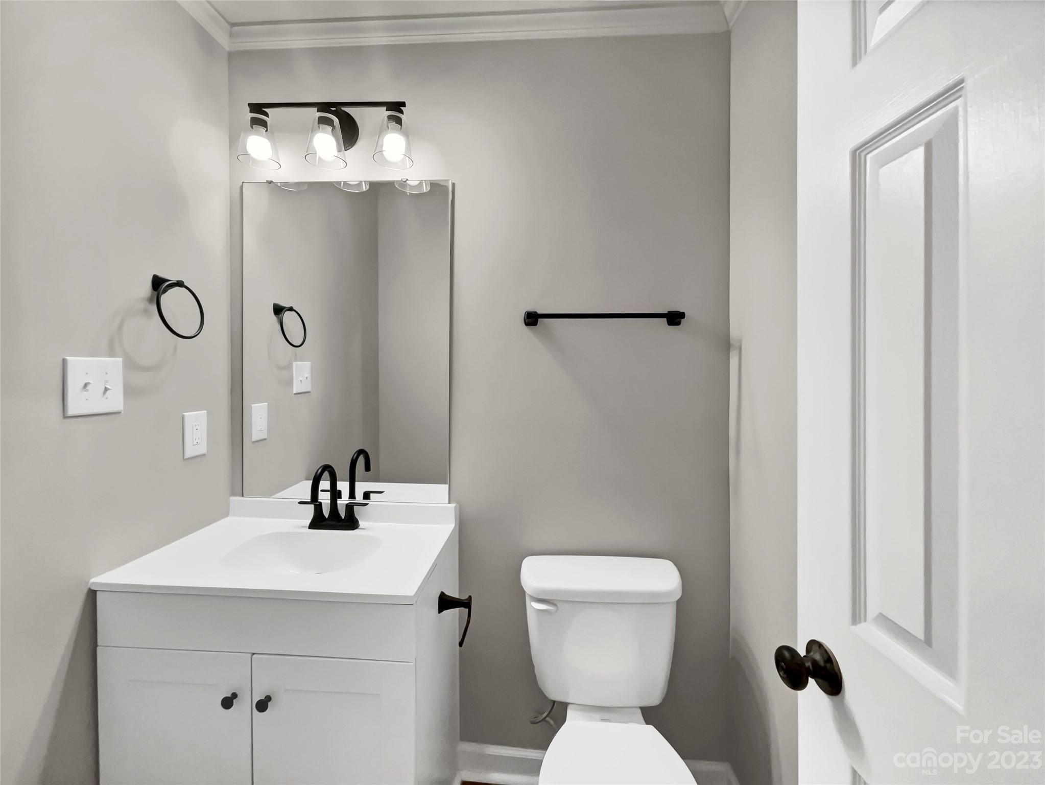 Renaissance On Carmel - Residential