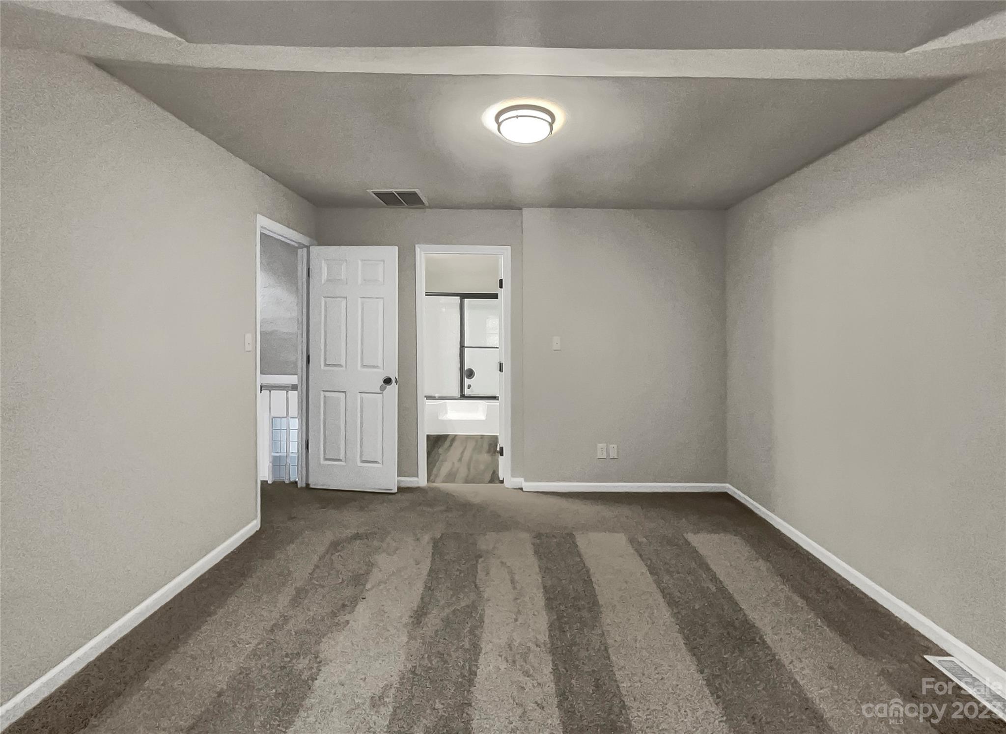 Renaissance On Carmel - Residential