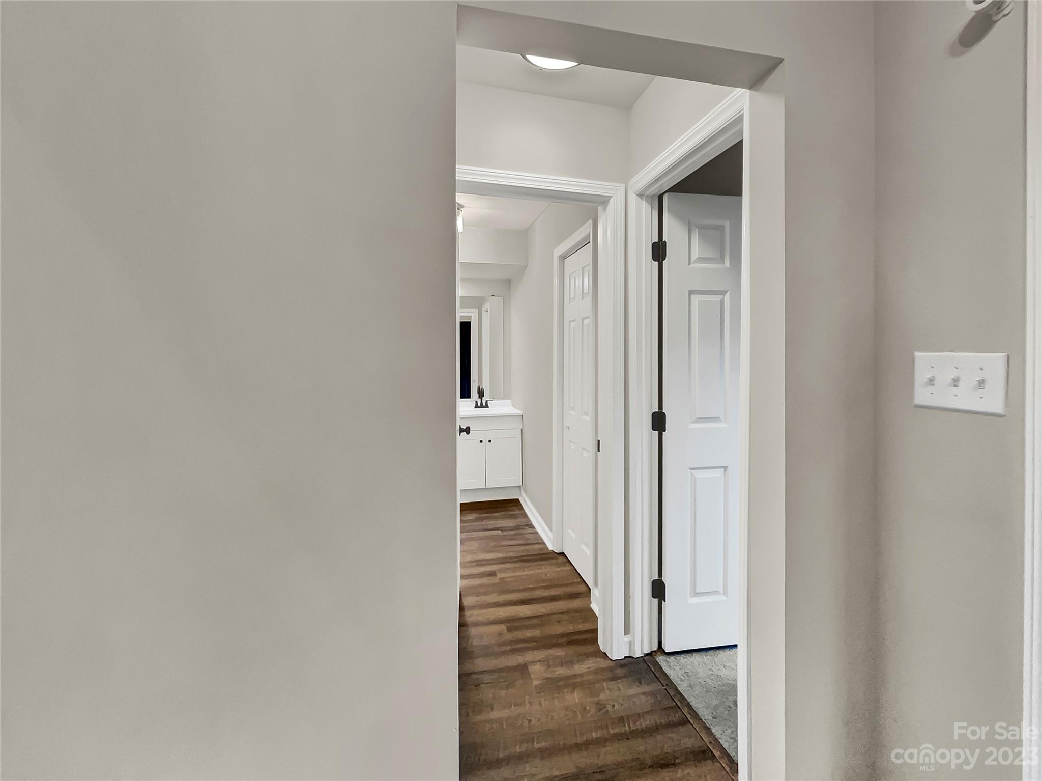 Renaissance On Carmel - Residential