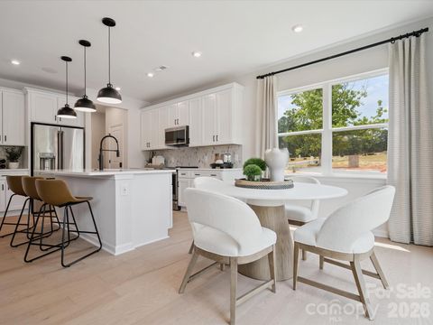 607 Webster Lane Cramerton NC 28032