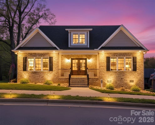 496 19TH AVENUE CIR NW, HICKORY, NC 28601 - Image a9b6f6a8bfe72fbcf98a5aee57795a4f/1302795000