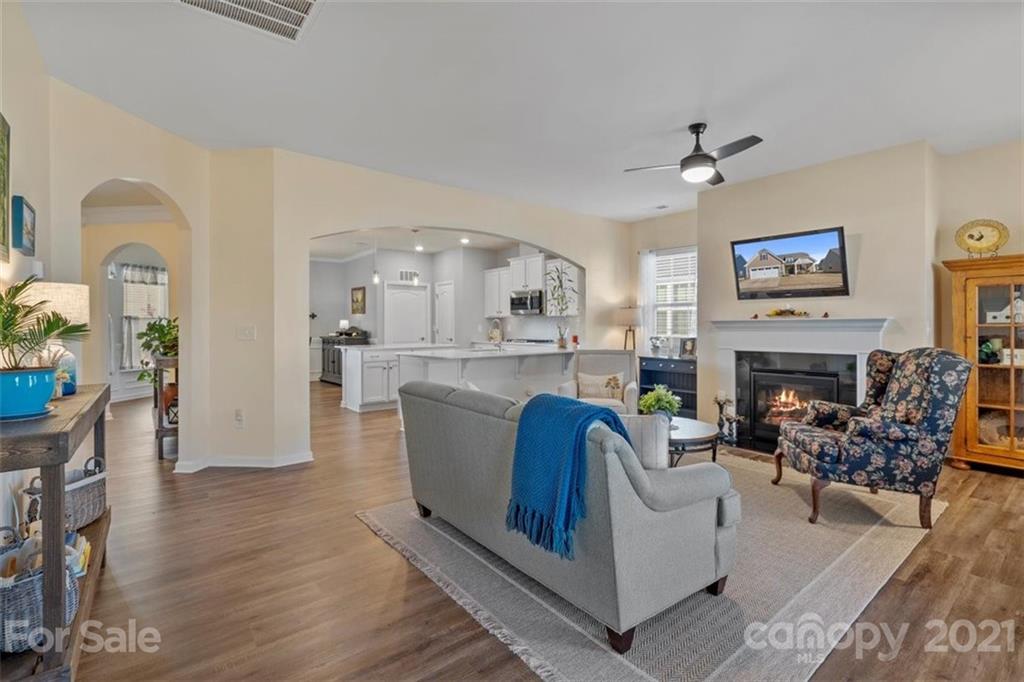 Tree Tops - Residential