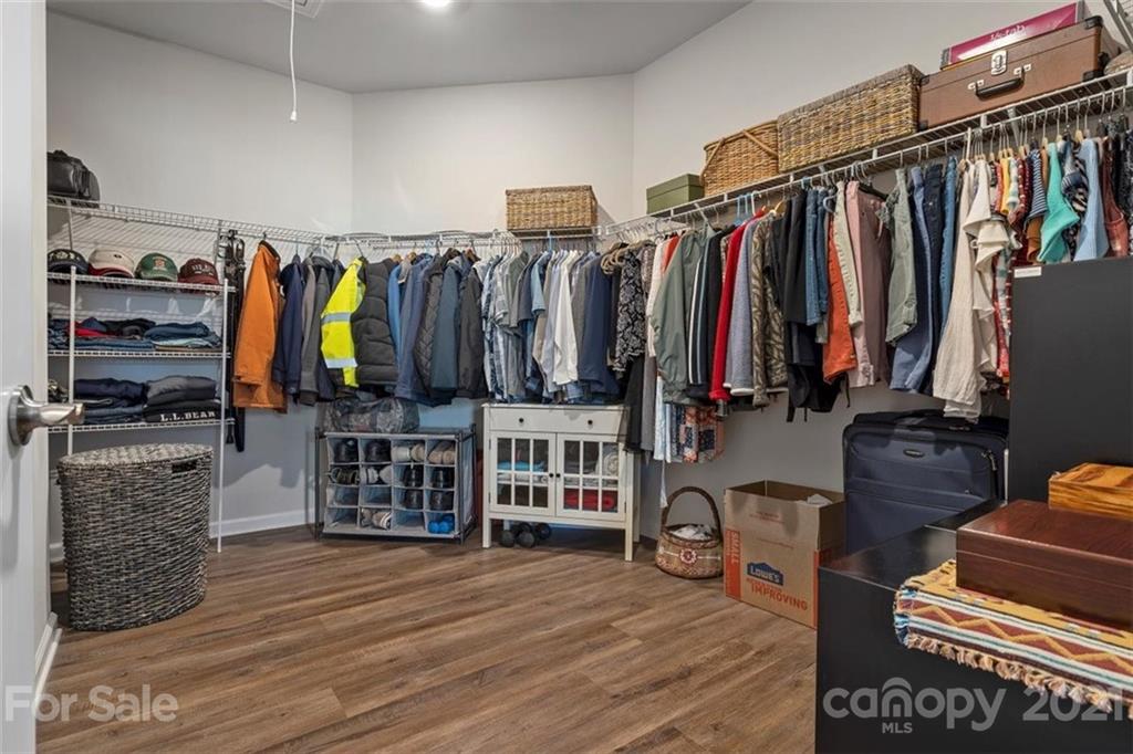 Tree Tops - Residential