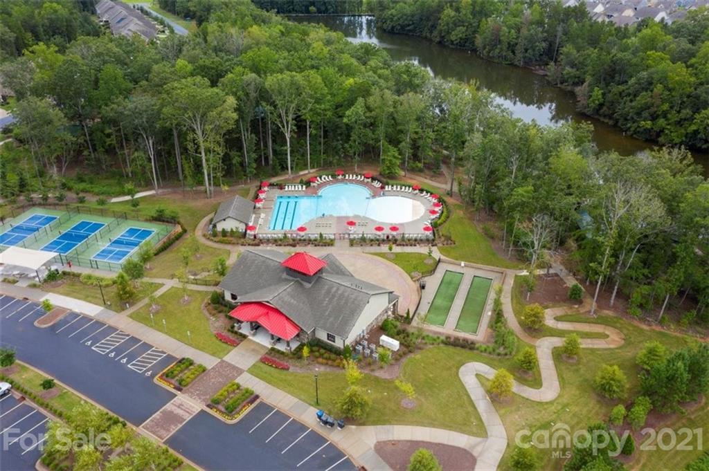 Tree Tops - Residential