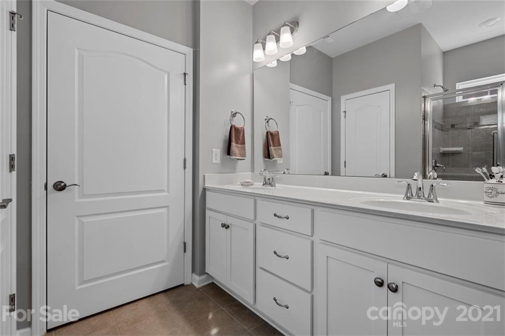 Tree Tops - Residential