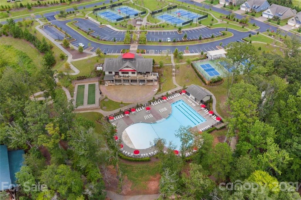 Tree Tops - Residential