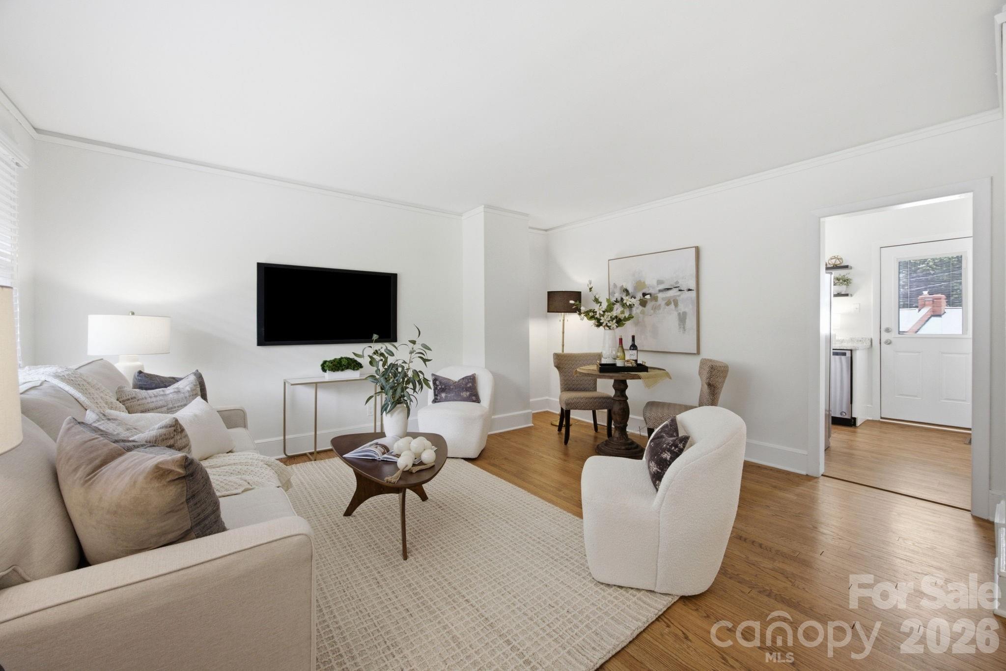 4500 Woodlark Lane