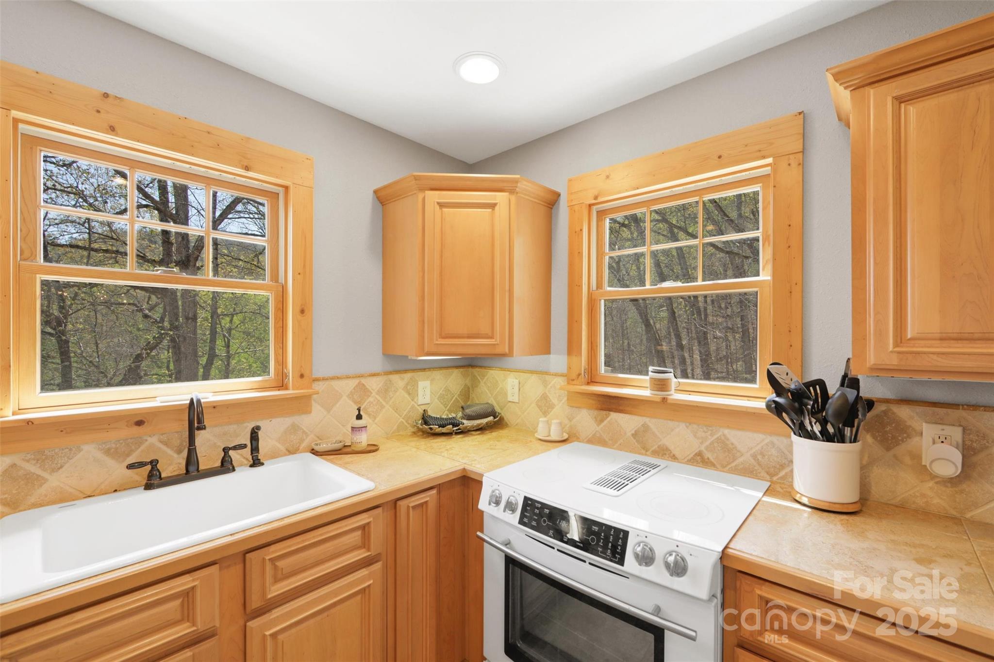 Fontana Trace - Residential