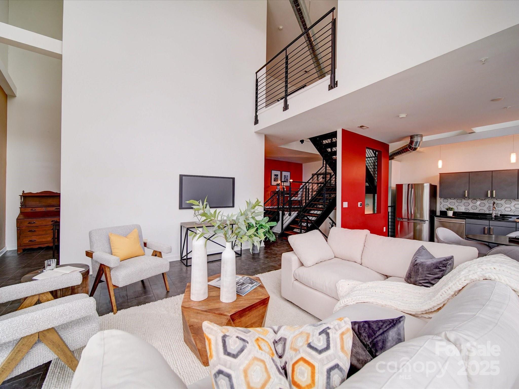 3123 N Davidson Street 302