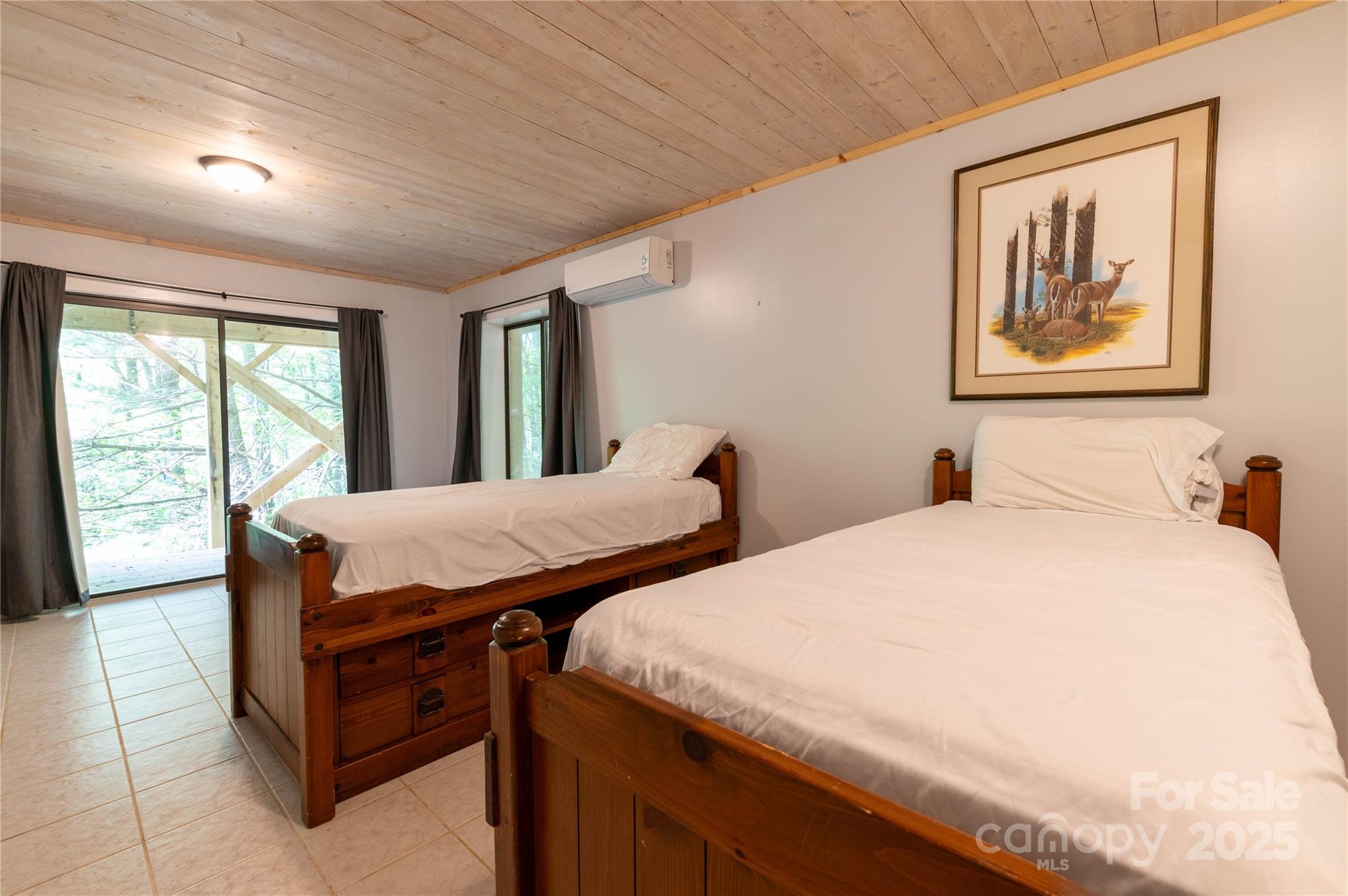 Mount Mitchell Lands - Residential