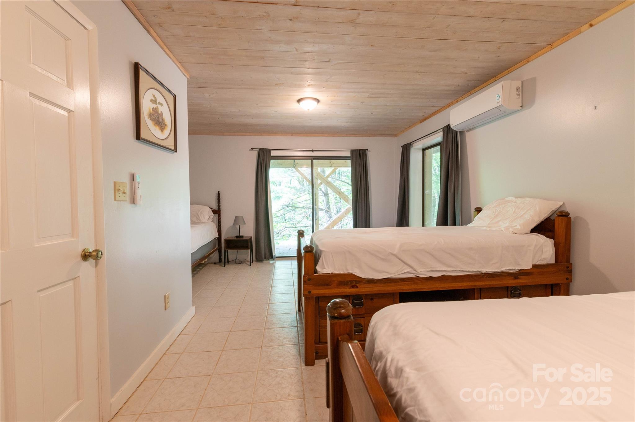 Mount Mitchell Lands - Residential