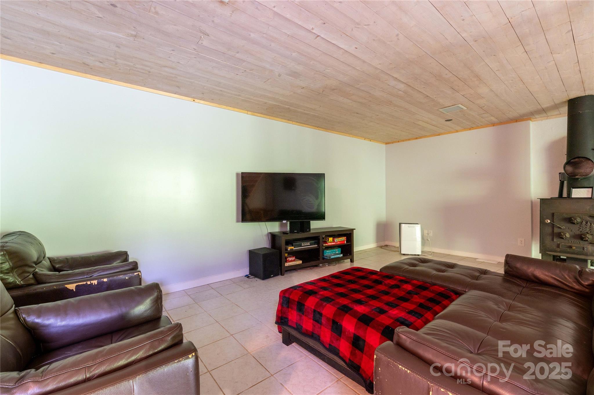 Mount Mitchell Lands - Residential