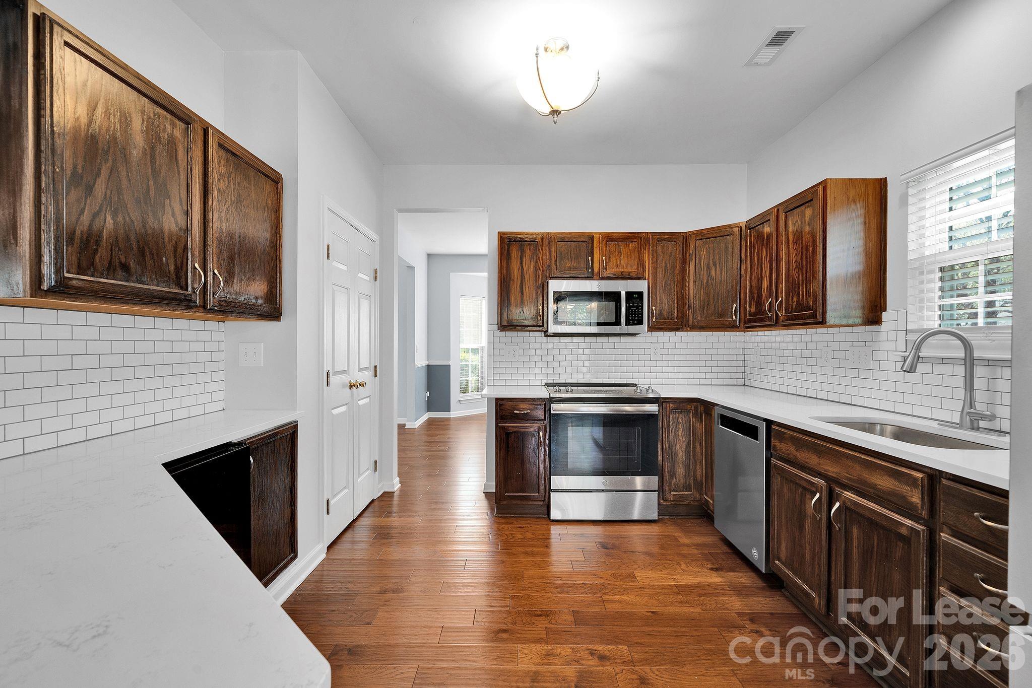 Spring Park - Residential Lease